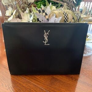 YSL Monogram tablet holder unisex - Black
With Certificate of Authenticity